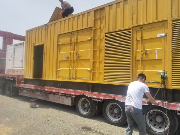 本号镇除了负载情况和发动机维护,还有哪些因素会影响 200kw 柴油发电机的油耗?